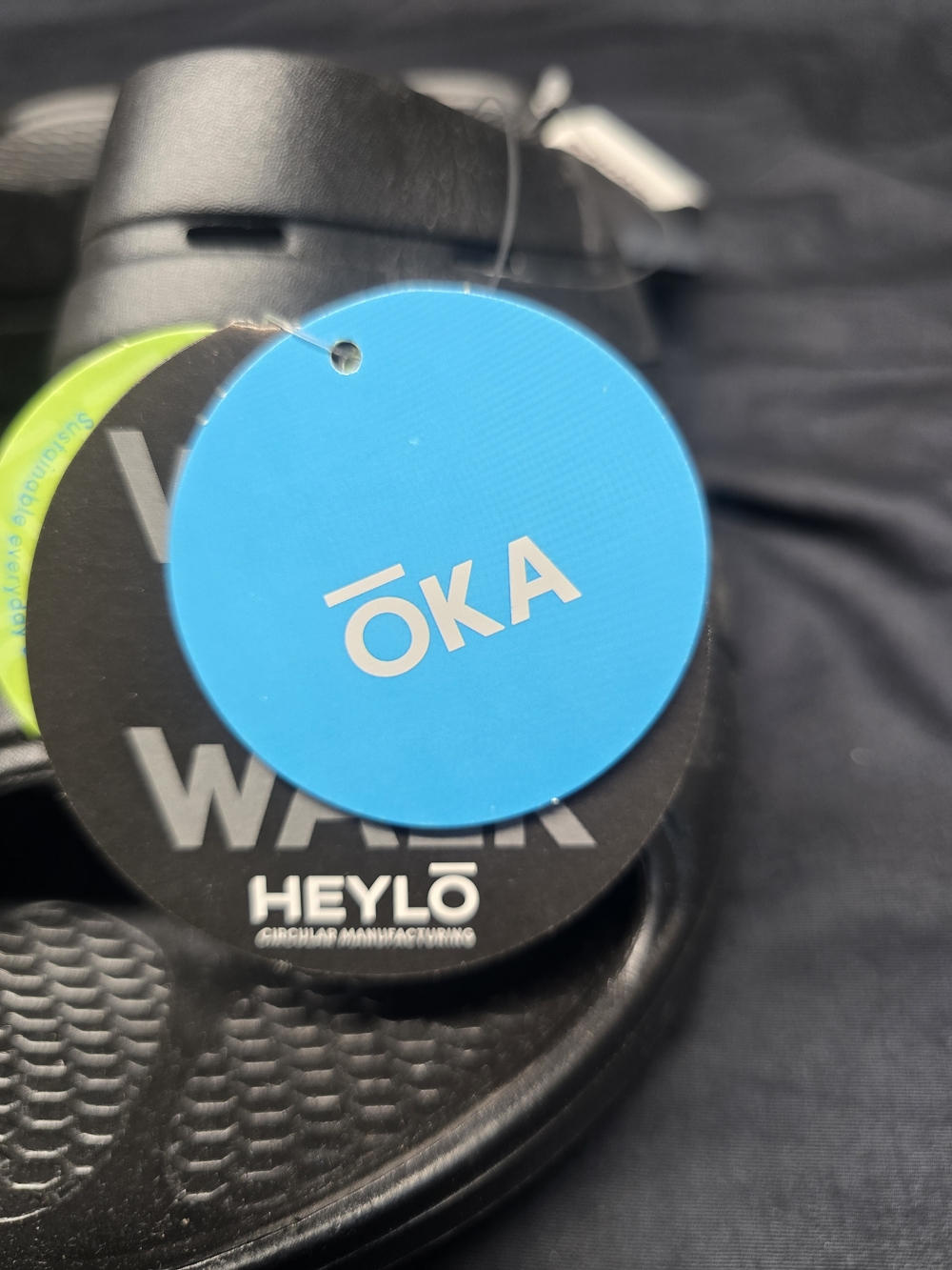 OKA HEYLŌ Black Recovery Slides Men's Size 11 NWT - Picture 3 of 3